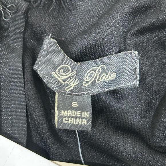 Juniors' Lily Rose Pleated Sweetheart Lace Dress SZ Small NWT - Picture 10 of 13